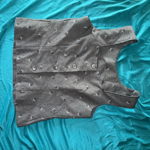 Gray Button-Up Vest - Picture 2 of 4